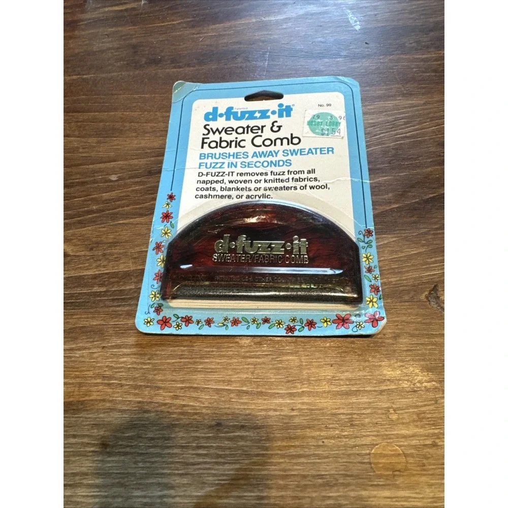 D Fuzz It Sweater And Fabric Comb Vintage New Removes Fuzz